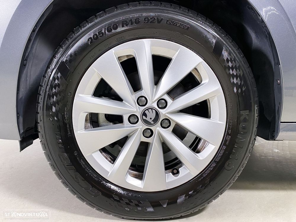 Skoda Kamiq 1.0 TSI DSG - 22