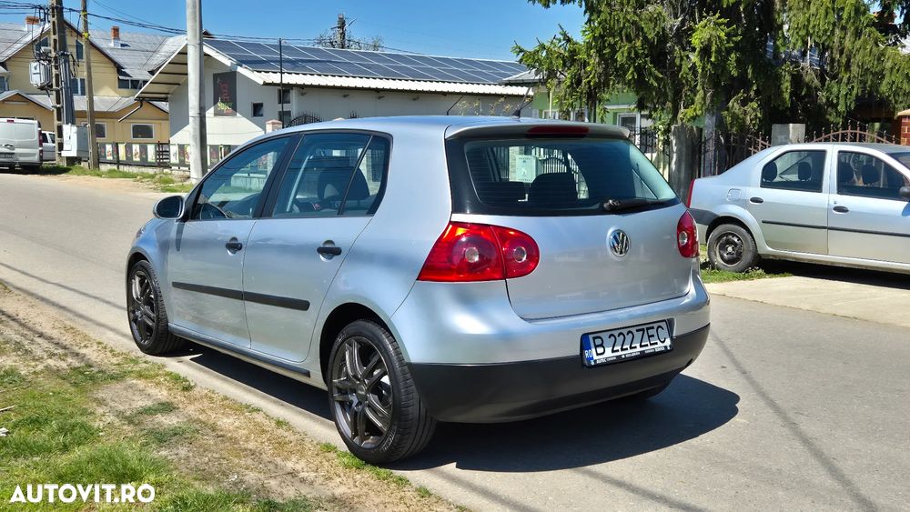 Volkswagen Golf 1.9TDI Highline - 3