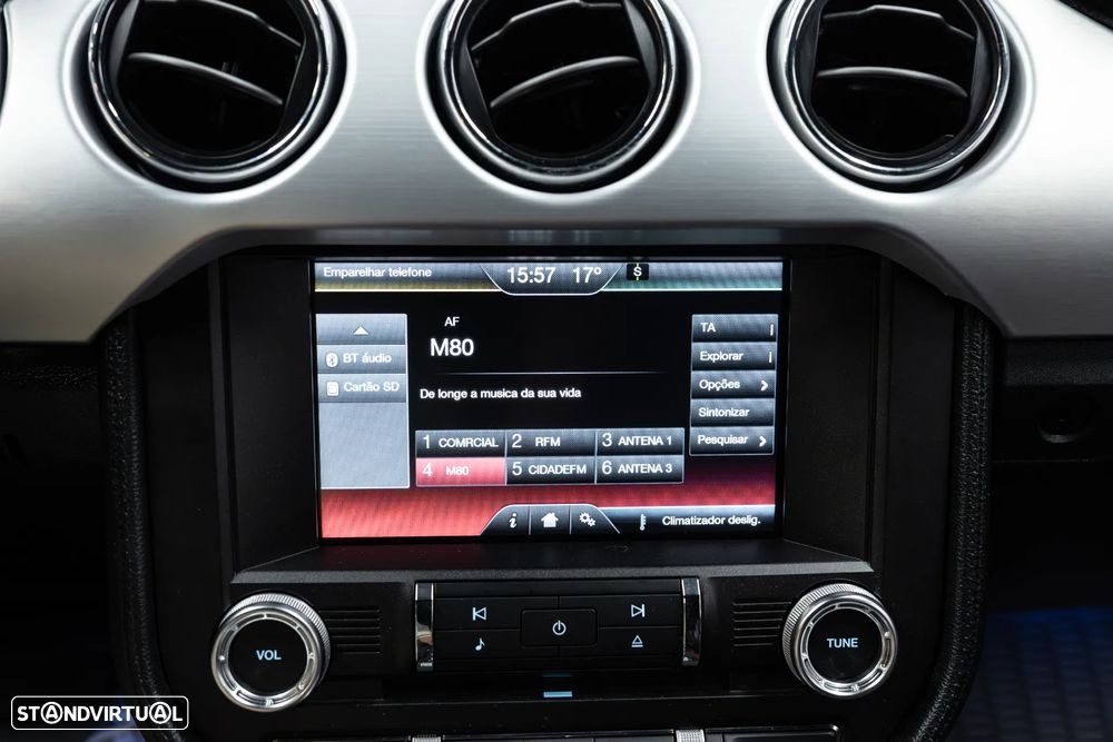 Ford Mustang 2.3i EcoBoost - 29