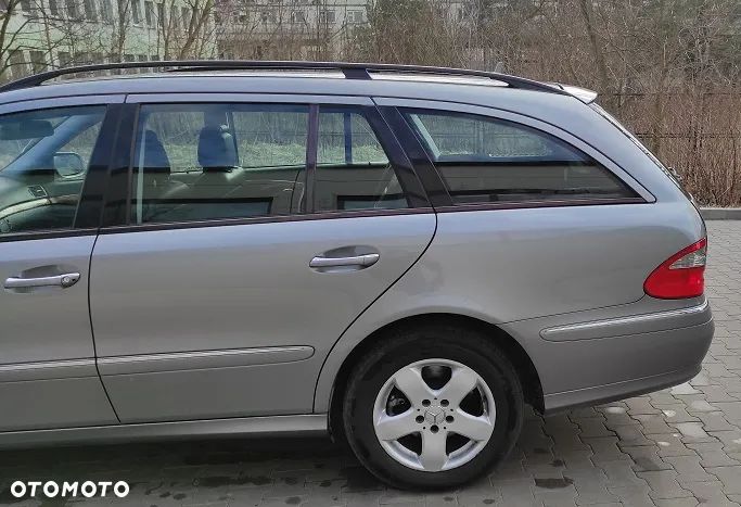 Mercedes-Benz Klasa E 320 CDI 4-Matic T Elegance - 10