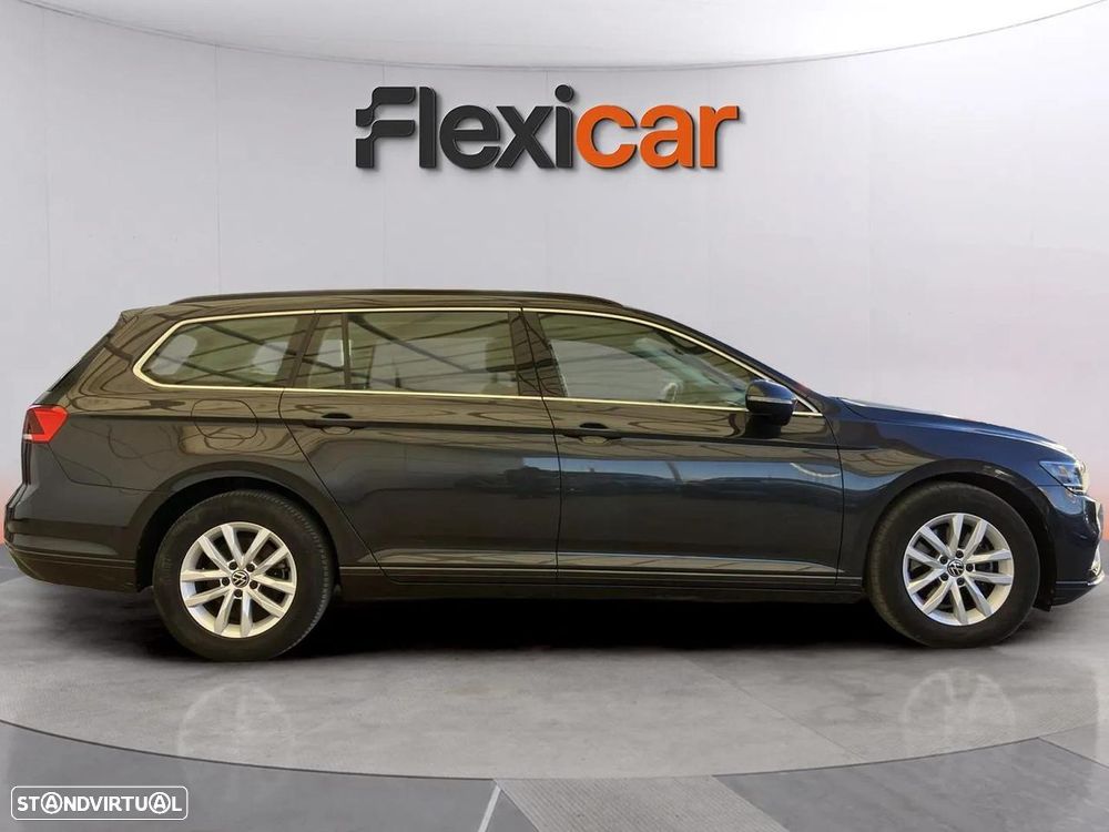 VW Passat Variant 2.0 TDI Business DSG - 8