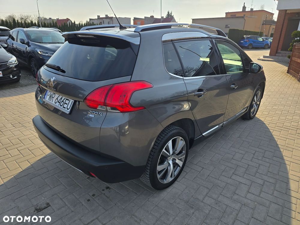 Peugeot 2008 - 4