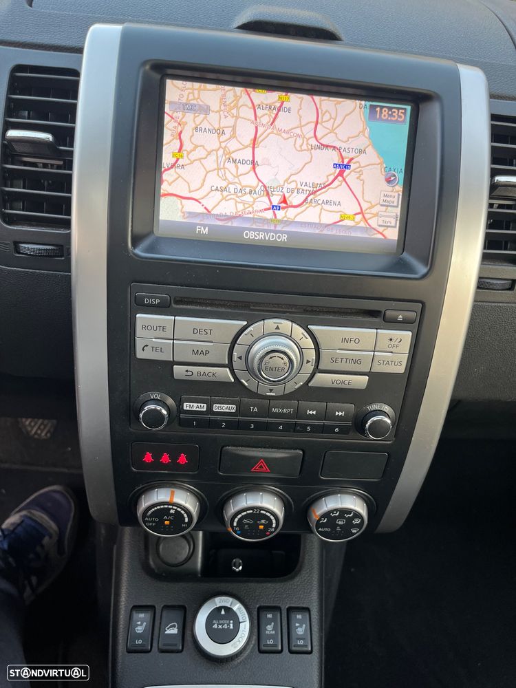 Nissan X-Trail 2.0 DCi 4x4 DPF Platinum - 34