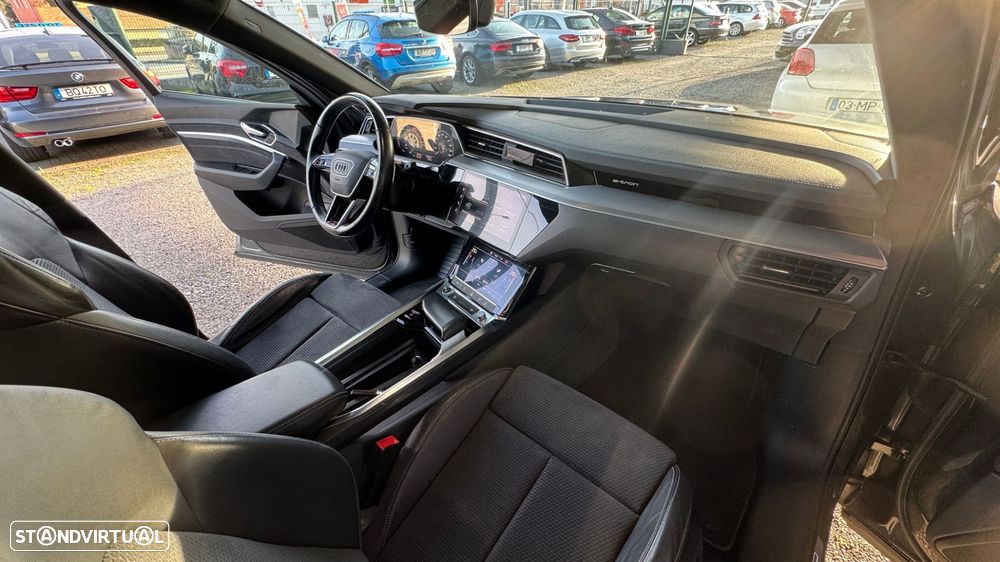 Audi e-tron Sportback 55 quattro S line - 26