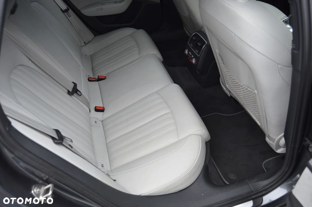 Audi A6 Avant 3.0 TDI Quattro S tronic - 16