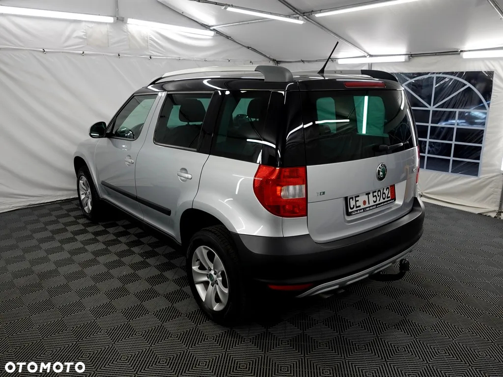 Skoda Yeti 2.0 TDI DPF Elegance Green tec - 5