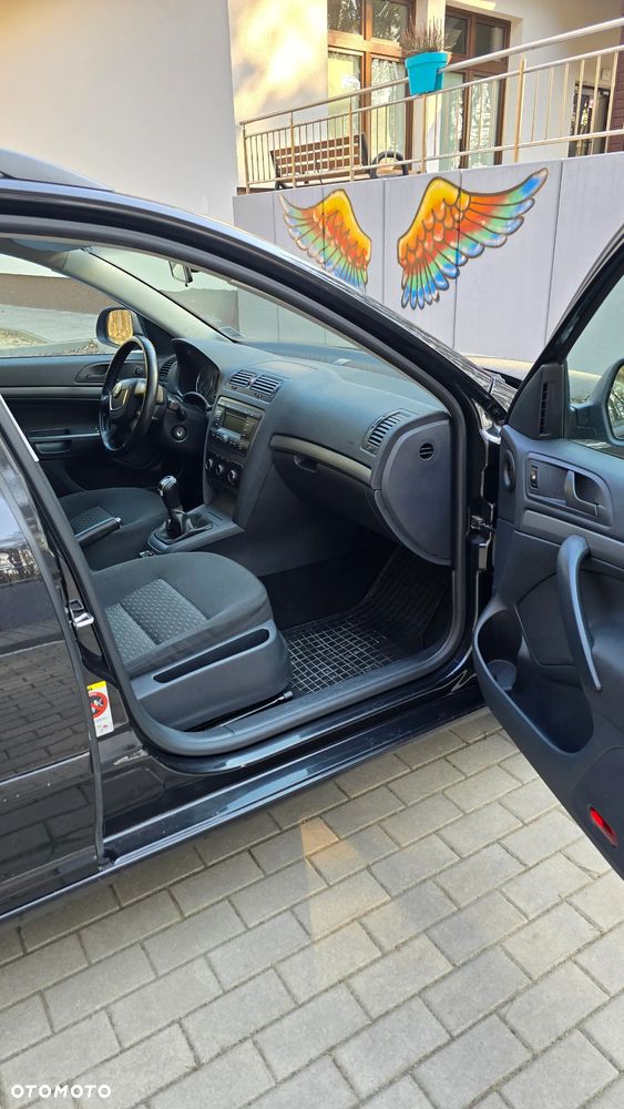Skoda Octavia 1.4 TSI Ambiente - 11