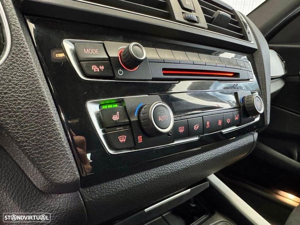 BMW 116 d Pack M - 18