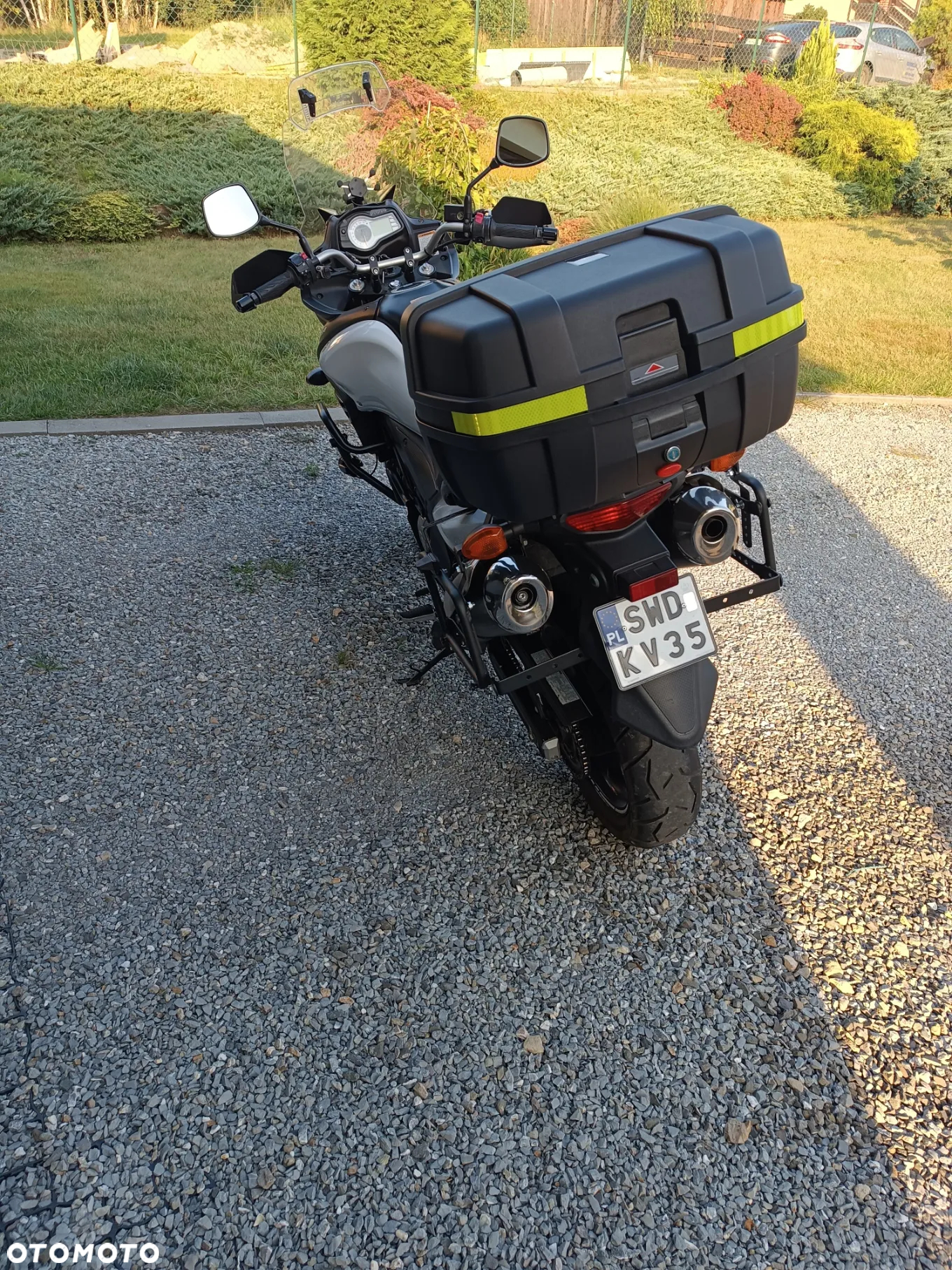 Suzuki DL - 5