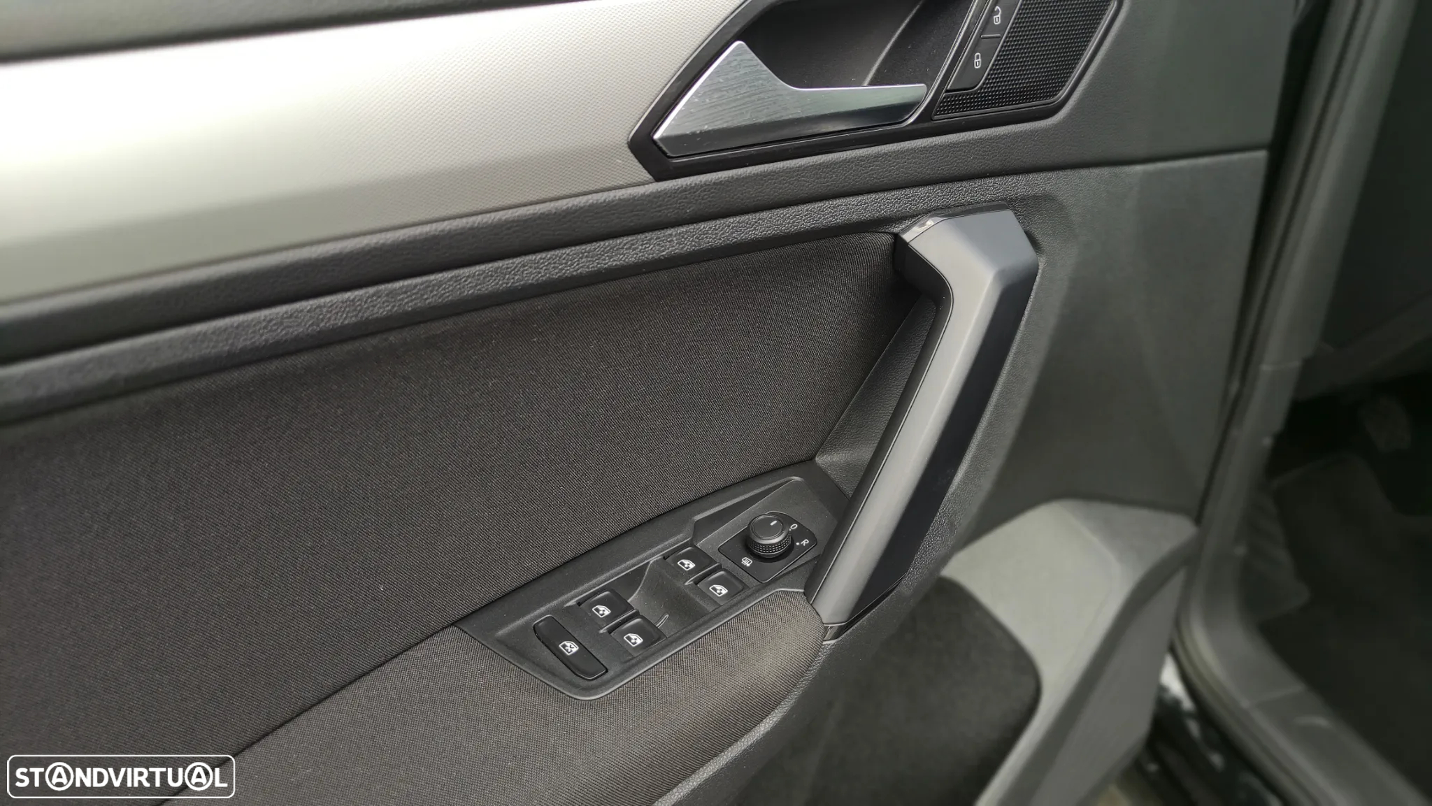 VW Tiguan 1.6 TDI Tech - 27