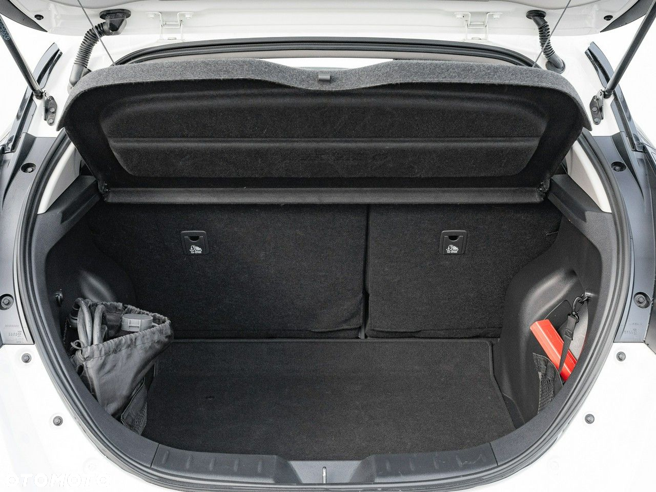 Nissan Leaf - 27
