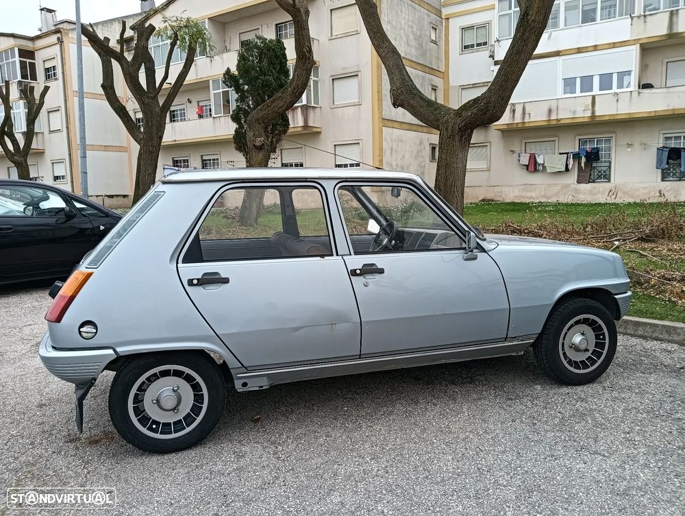 Renault 5 - 4