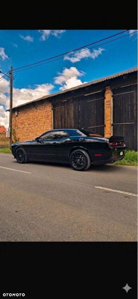 Dodge Challenger - 6