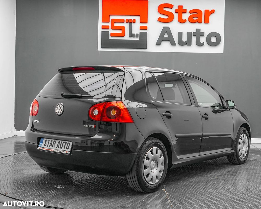 Volkswagen Golf 1.6 FSI Individual - 7