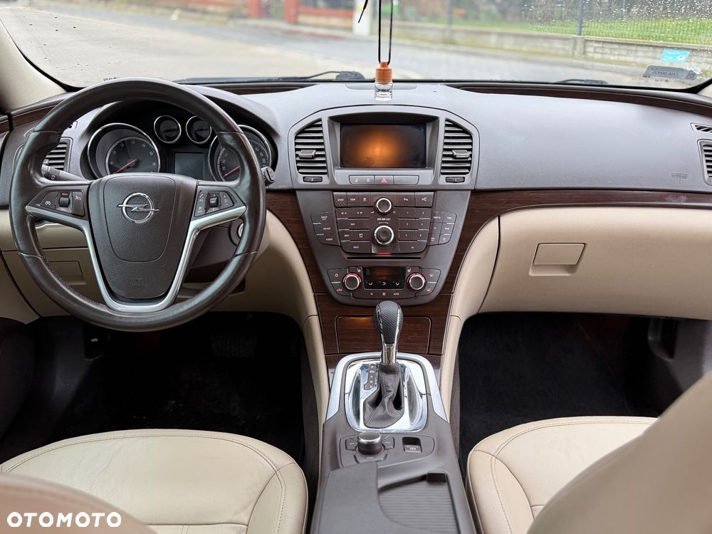 Opel Insignia 2.0 Turbo Automatik Cosmo - 8