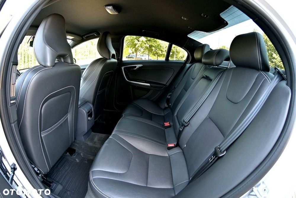 Volvo S60 - 8