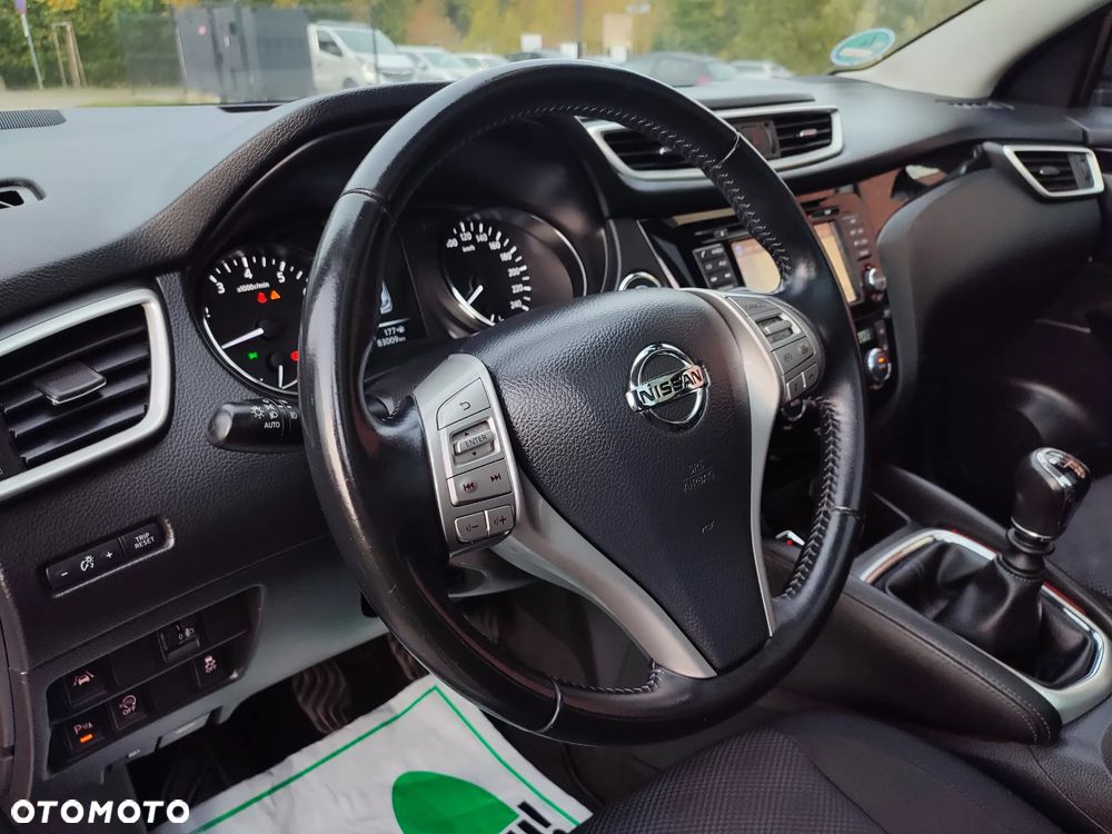 Nissan Qashqai 1.2 DIG-T Tekna+ - 26