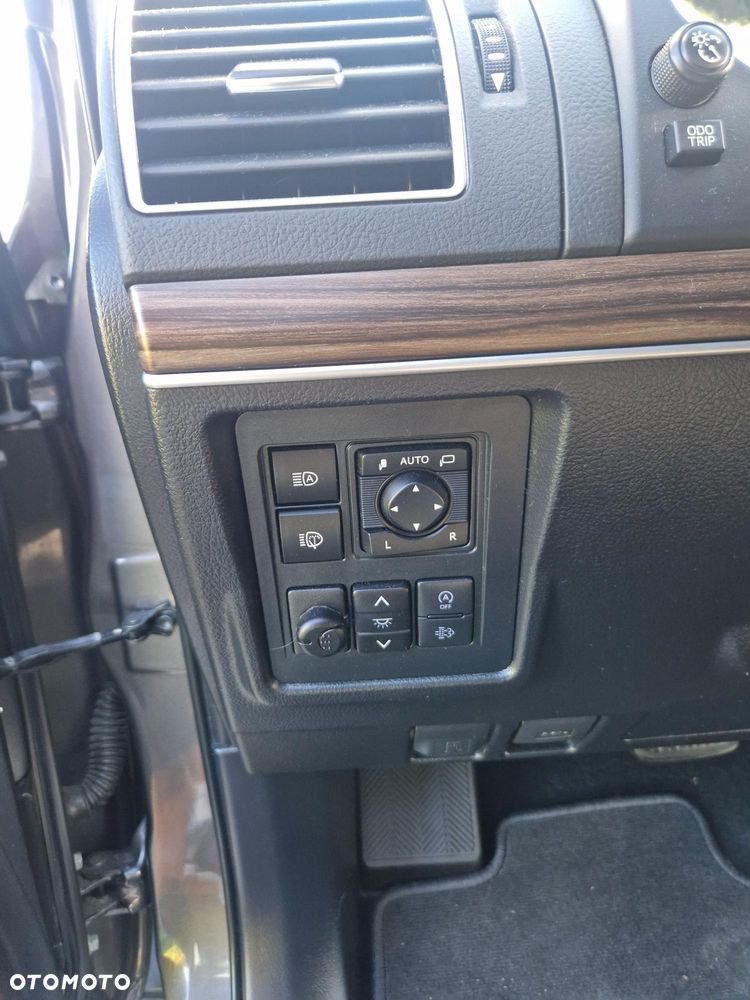 Toyota Land Cruiser LC 2.8 D-4D Prestige - 17