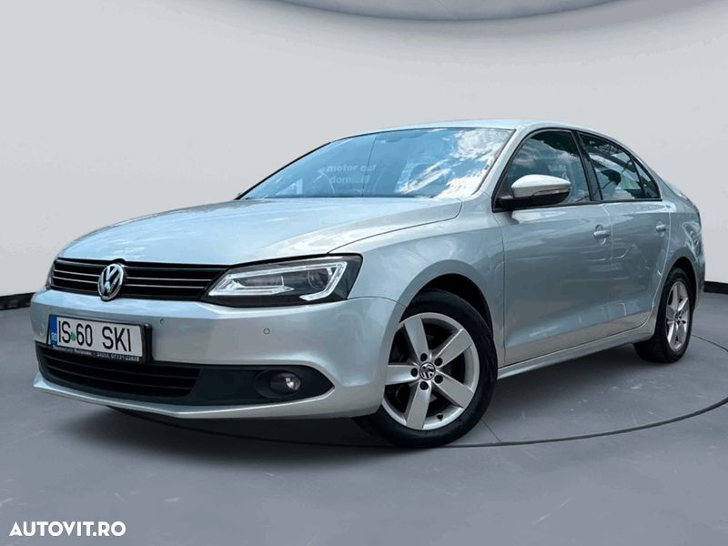 Volkswagen Jetta 1.6 TDI Blue Motion Technology Trendline - 1