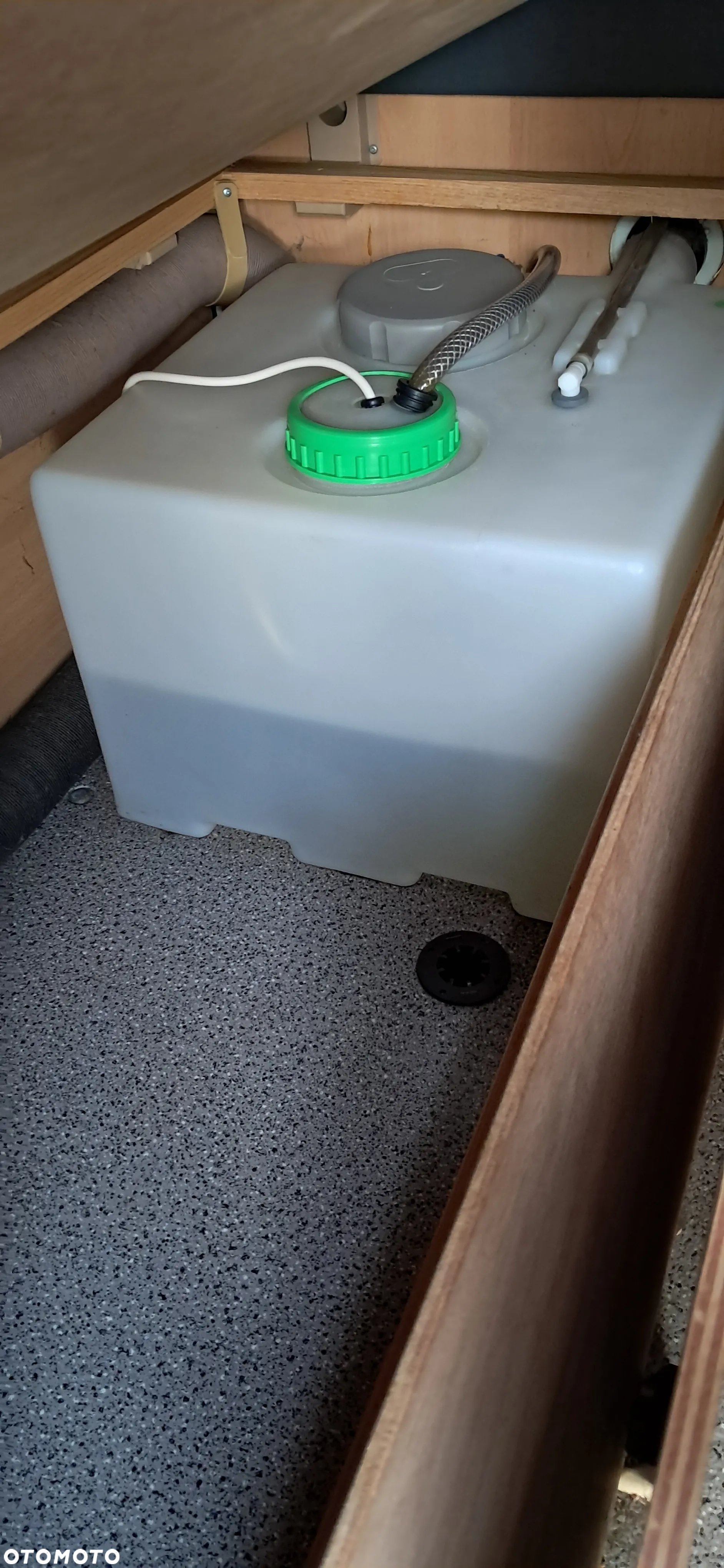 Dethleffs 440 DB - 32