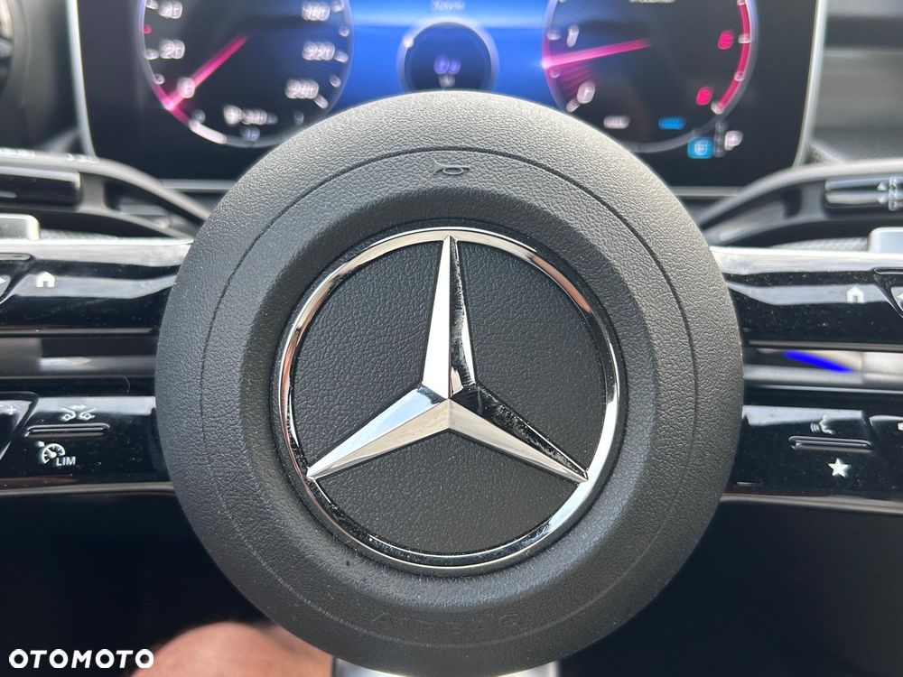 Mercedes-Benz Klasa C 220 d mHEV 4-Matic AMG - 15