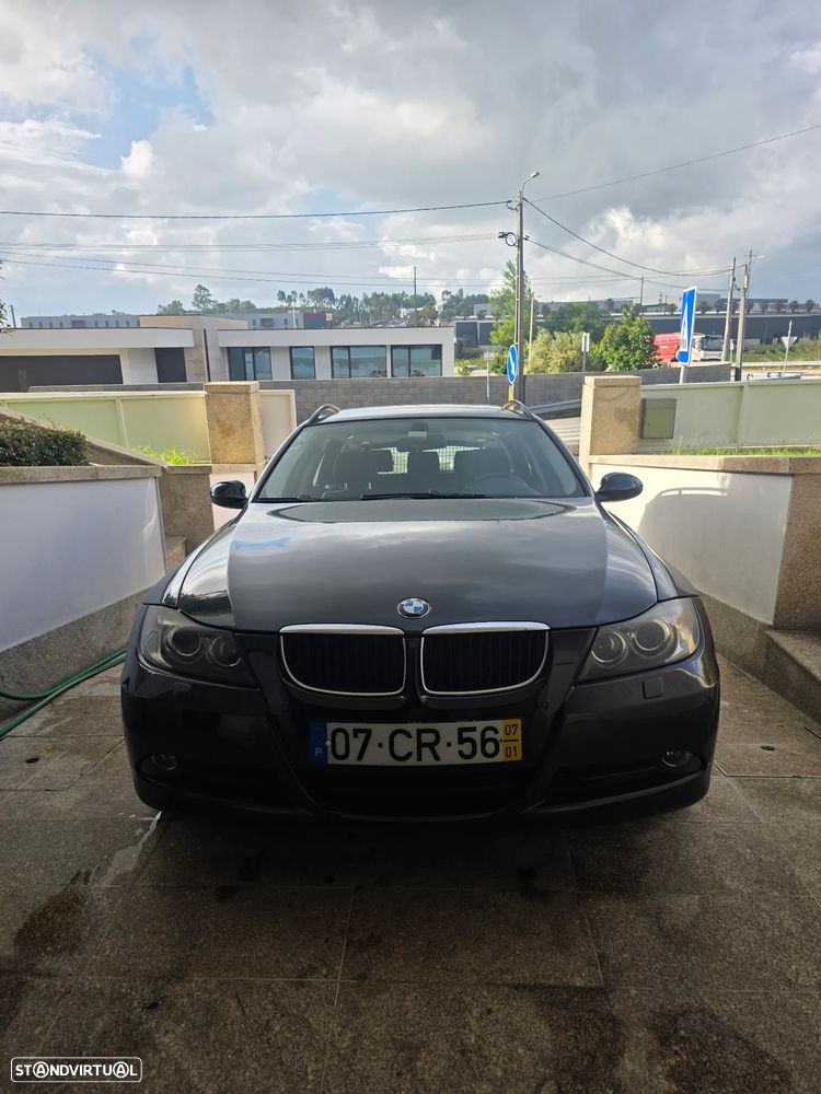 BMW 320 dA - 3