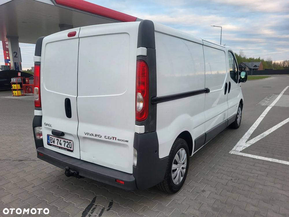 Opel Vivaro - 12