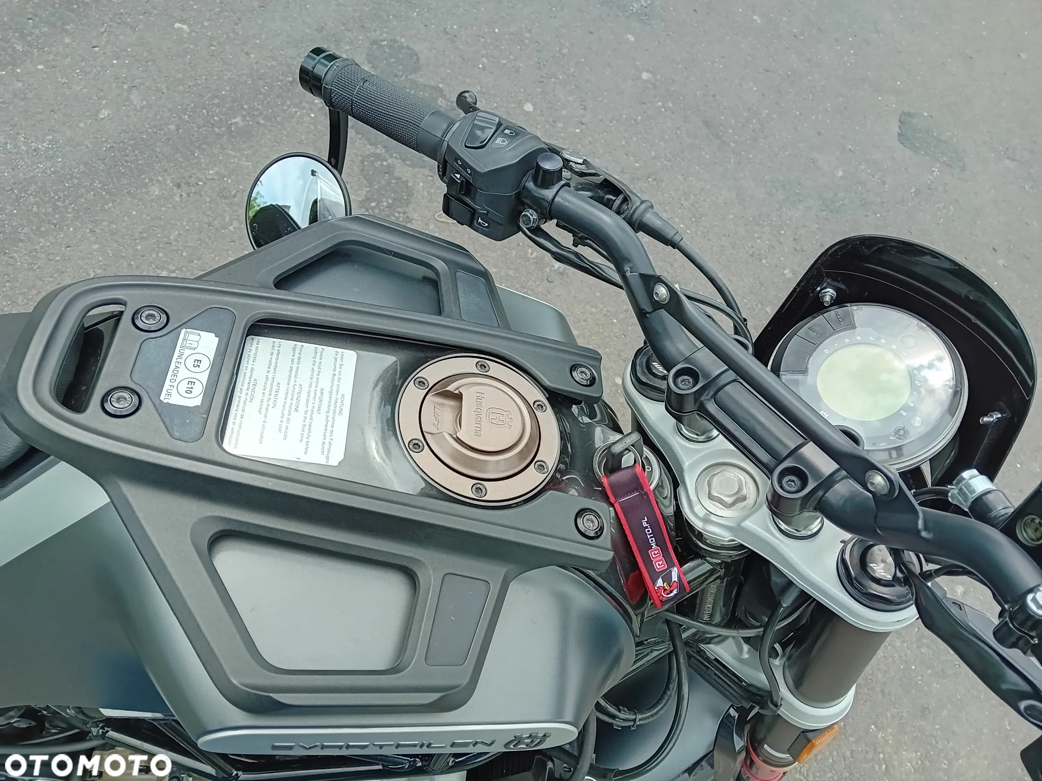 Husqvarna Svartpilen - 5