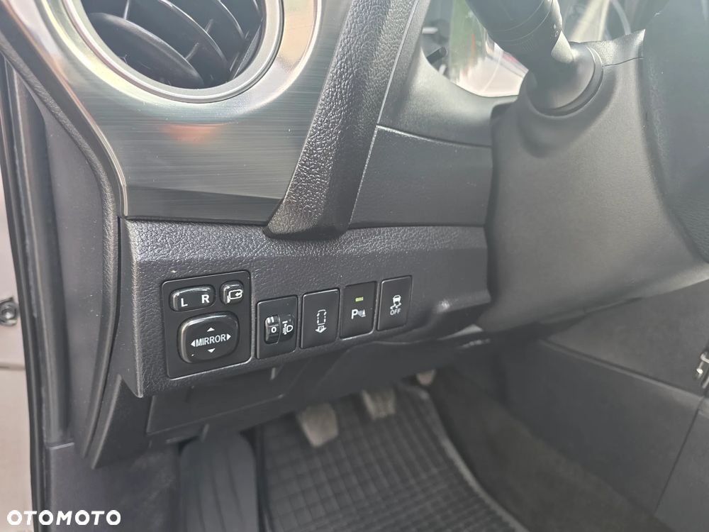 Toyota Auris 1.6 Valvematic Edition - 13