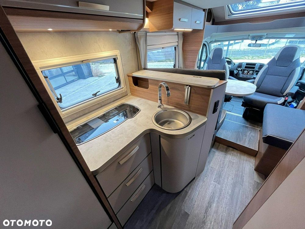 KNAUS LIVE WAVE 650 MG - 18