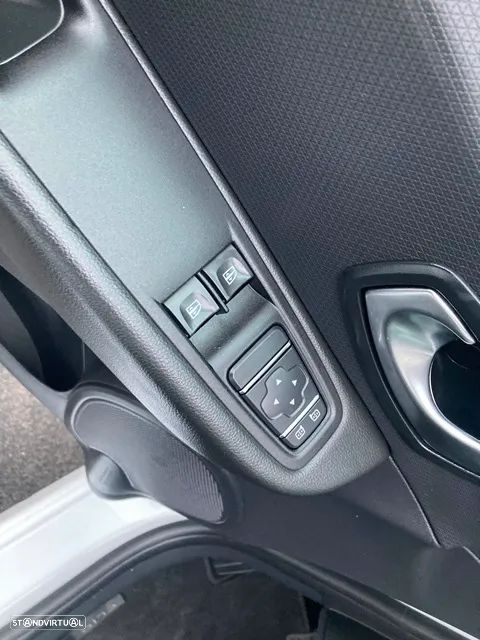 Renault Clio 1.5 dCi Zen - 22