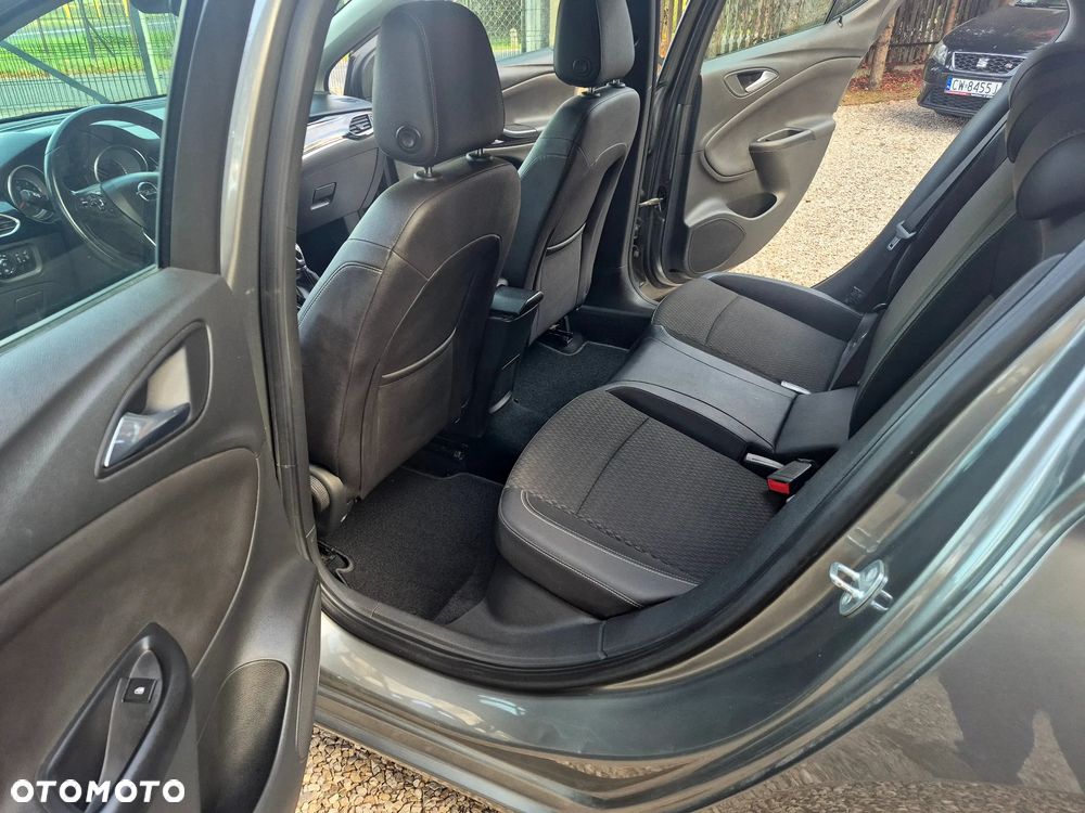 Opel Astra - 16