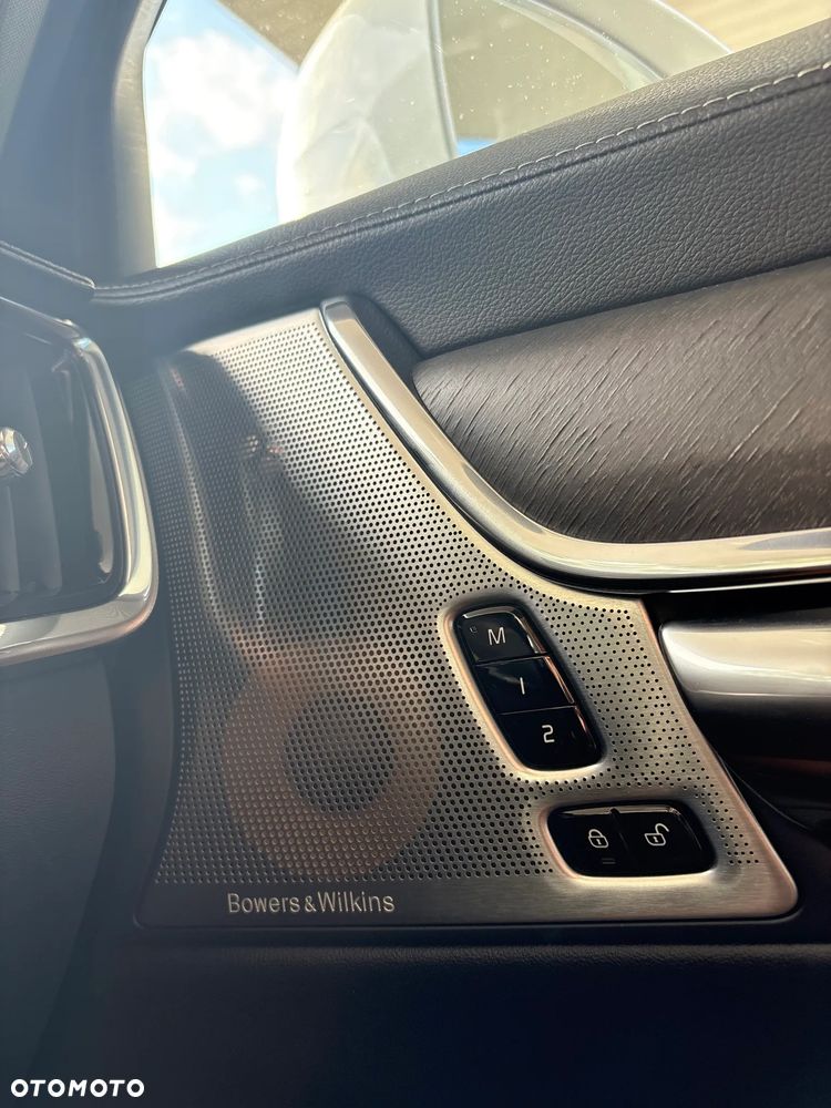 Volvo V90 Cross Country D5 AWD - 23