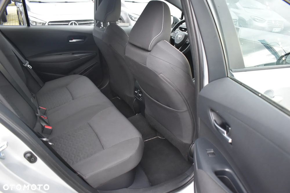 Toyota Corolla 2.0 Hybrid Comfort - 16