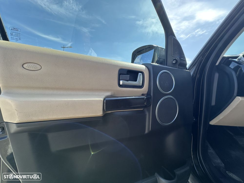 Land Rover Discovery 3 2.7 TD V6 HSE Auto. - 12