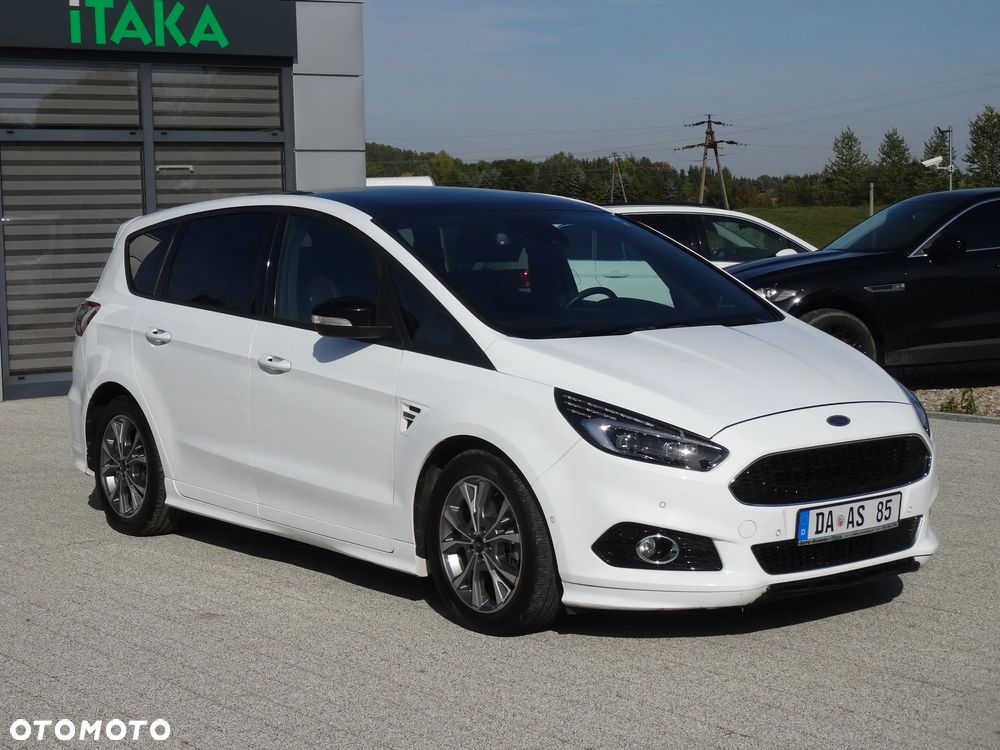 Ford S-Max