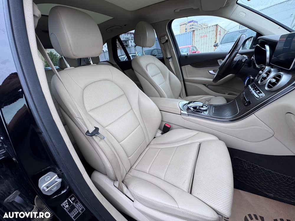 Mercedes-Benz GLC 250 d 4MATIC 9G-TRONIC AMG Line - 12
