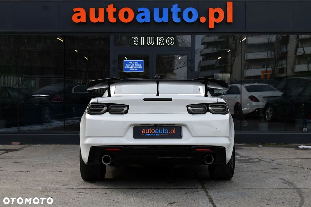 Chevrolet Camaro - 24