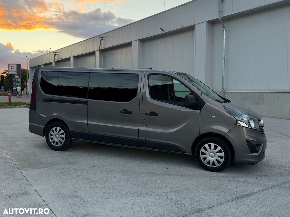 Opel Vivaro - 8