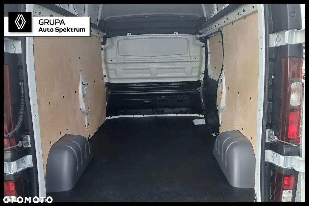 Renault Trafic - 10