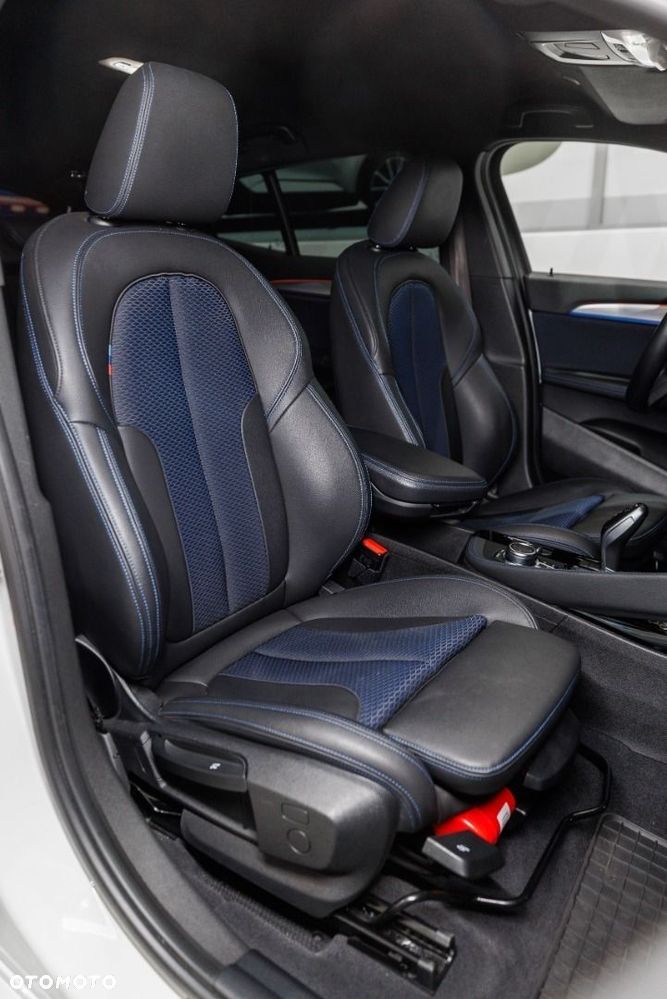 BMW X2 - 22