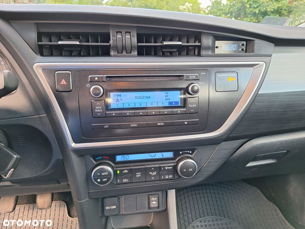 Toyota Auris - 6