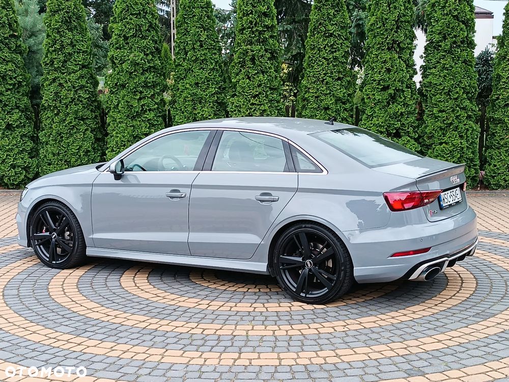 Audi RS3 Limousine 2.5 TFSI Quattro S tronic - 8