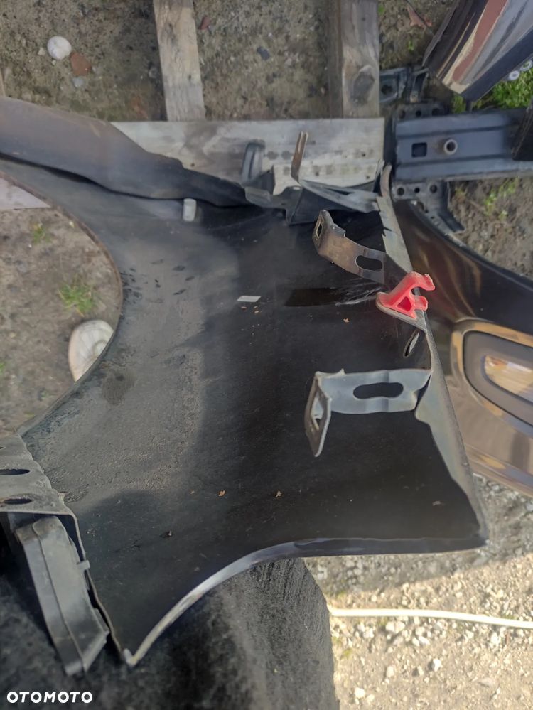 Fiat Punto Evo 5D błotnik przedni lewy 876