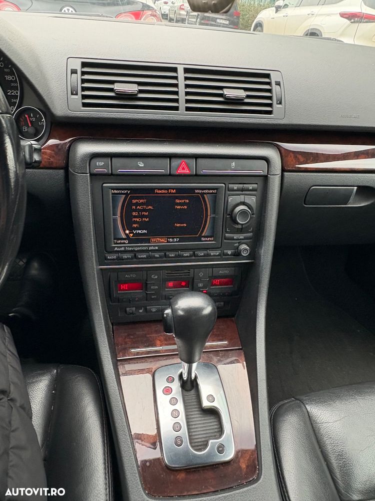 Audi A4 Limuzina - 4