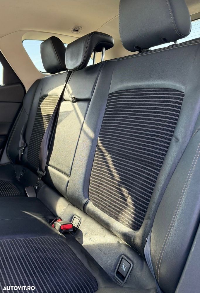 Renault Talisman Grandtour BLUE dCi 160 EDC LIMITED - 16