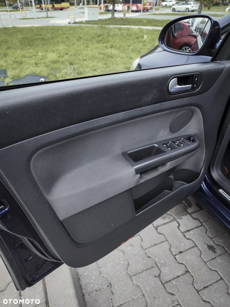 Volkswagen Golf Plus 1.6 Goal - 16