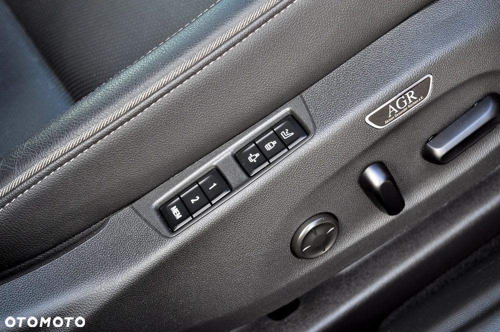 Opel Insignia 2.0 BiTurbo 4x4 GSI - 35