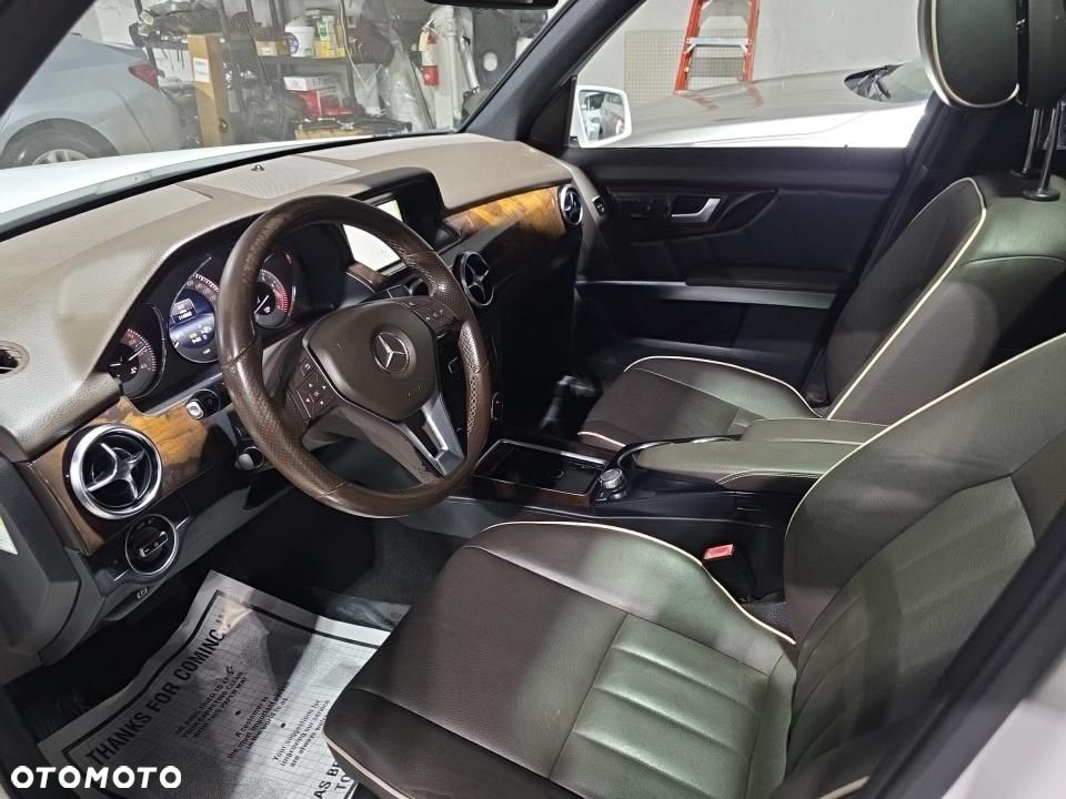 Mercedes-Benz GLK 350 4-Matic - 7