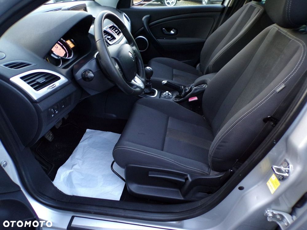 Renault Megane - 18